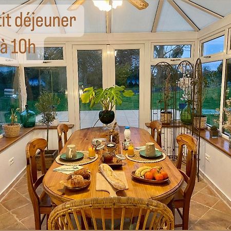 Duguesclin Entre Dinan Et Plages Bed and Breakfast Corseul Exterior foto