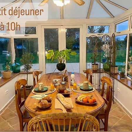 Duguesclin Entre Dinan Et Plages Corseul Exterior foto